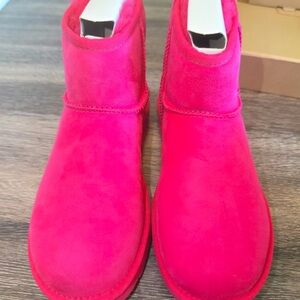 Ugg Classic Mini II Radish